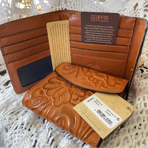 PATRICIA NASH Wallet Reiti Bi-Fold Tooled Brown Leather RFID Cognac - Picture 6 of 7